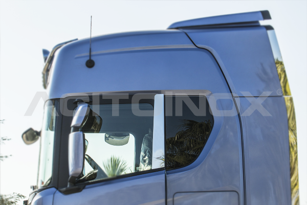 Habillage montants de porte | Convient pour Scania S NG