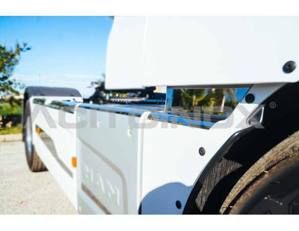 Coppia prolunghe copri carena | Man TGX Euro 6