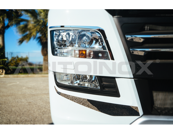 Headlight frame and fog light kit | Man TGX Euro 6