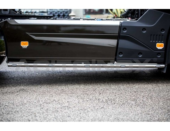 Side protection bar Right side | Renault T