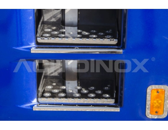 SKIRT STEPS PROTECTION COVER | IVECO Stralis Hi-Way