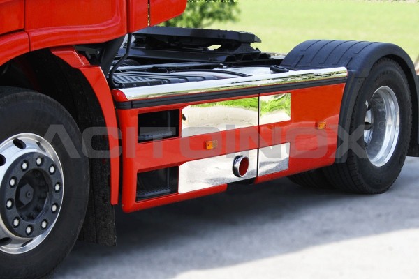 Seitenfahrschutz +  Seitenzierleisten| Iveco Stralis Hi Way