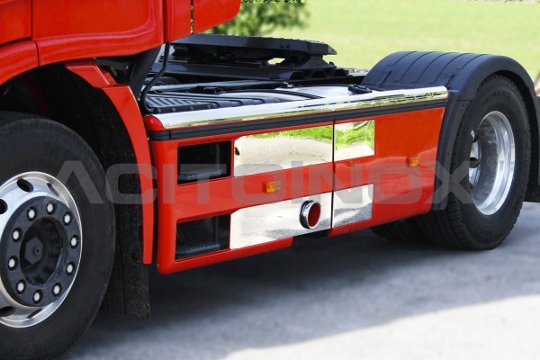 Skirt covers and lateral lining | Iveco Stralis Hi-Way