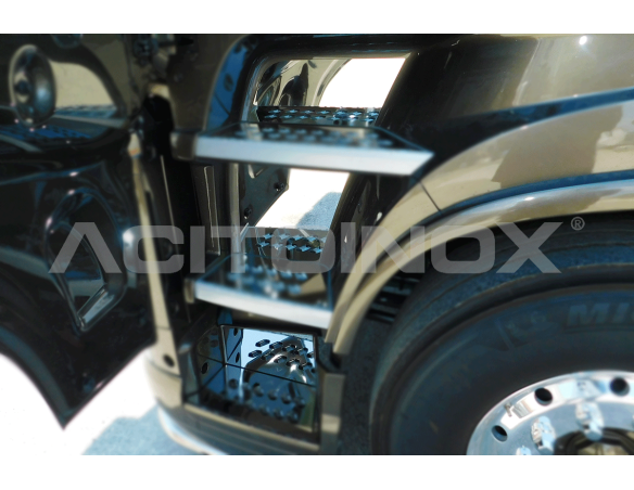 Protezione pedaliera modello alto | Volvo FH4