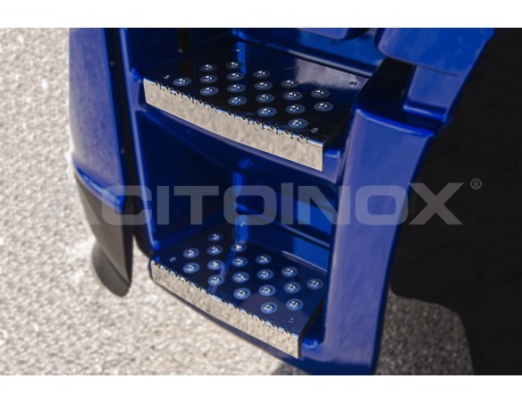 Steps Cover | IVECO Stralis, Stralils Cube e Stralis Hi-Way