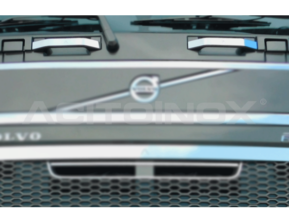 Applicazione maniglioni vetro | Volvo FH4