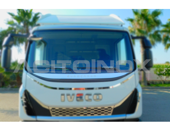 Rivestimento inferiore parabrezza Eurocargo 2015