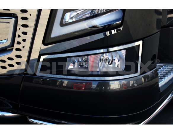 Fog lights frame | Volvo FH4