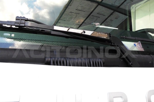 Habillage brasses essuie-glace | Iveco Eurocargo