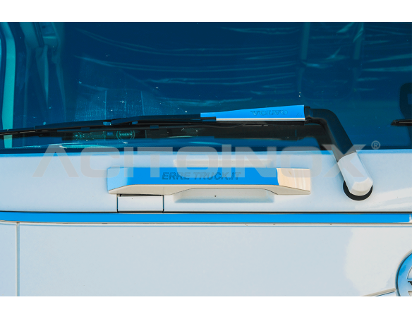 Applicazione maniglioni vetro | Volvo FH 2020