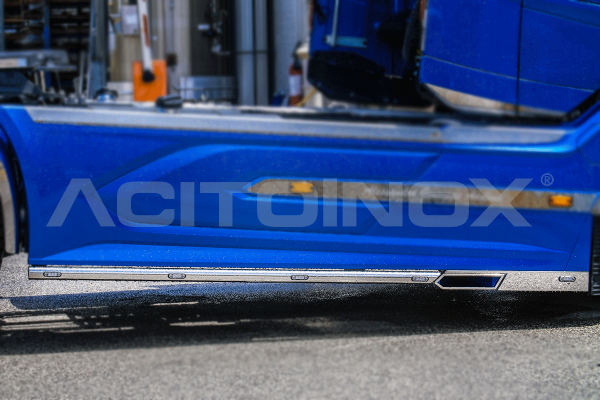 Tubo carena lato destro per finale di scarico  60 | DAF XG+