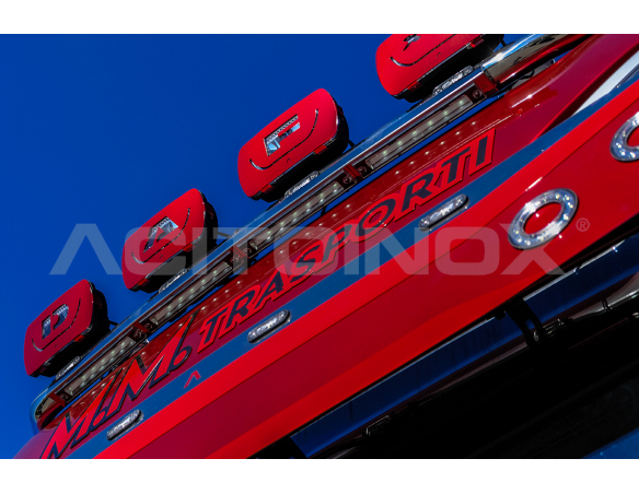 Gradini cabina con scritta Daf Retro illuminata | DAF XG+, XG