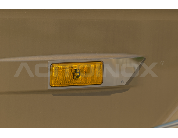 Skirt light application | Mercedes Actros 5