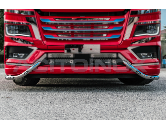 Pair of bumper bars long Ø 60mm | Man TGX 2020