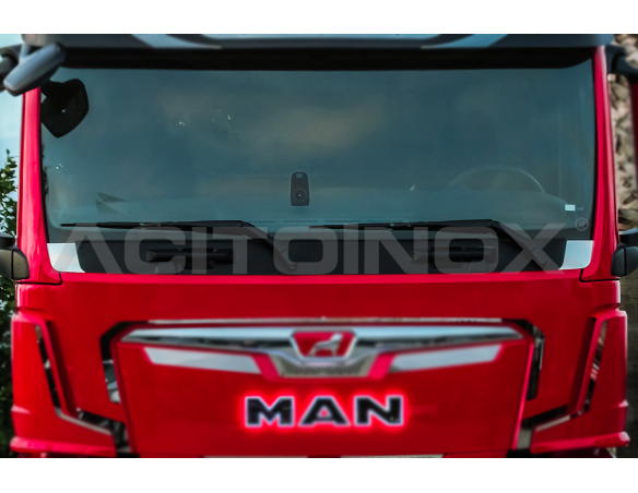 Windscreen application | Man TGX 2020