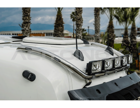 Headlight bar short version Ø 60 | Renault Truck T EVO