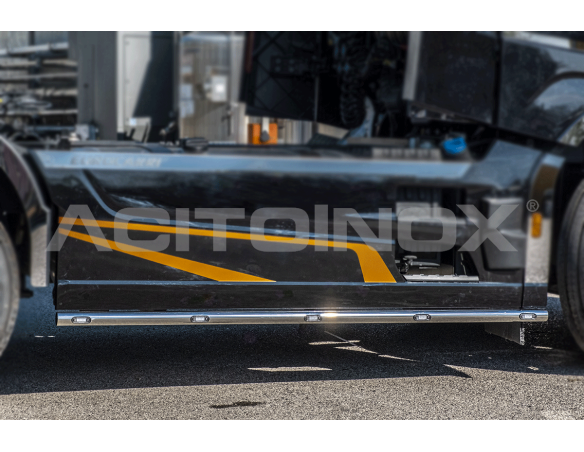 Tubo carena destro Ford F-Max
