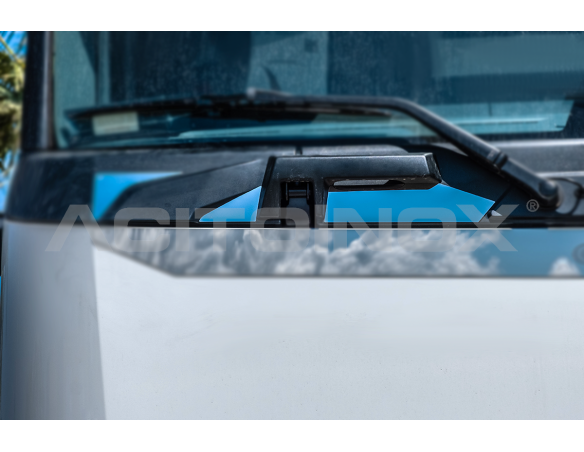Applicazione maniglioni vetro | Renault truck T EVO