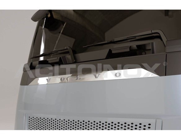 Applicazione superiore mascherino | Volvo FH AERO