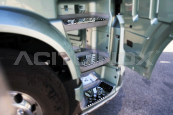 Marchepieds de cabine en acier | DAF XF 106 Euro 6