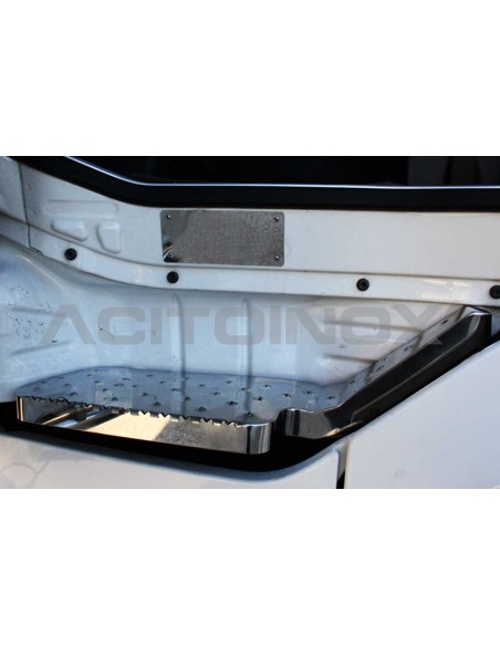 Upper step cover | Scania R, New R, Streamline