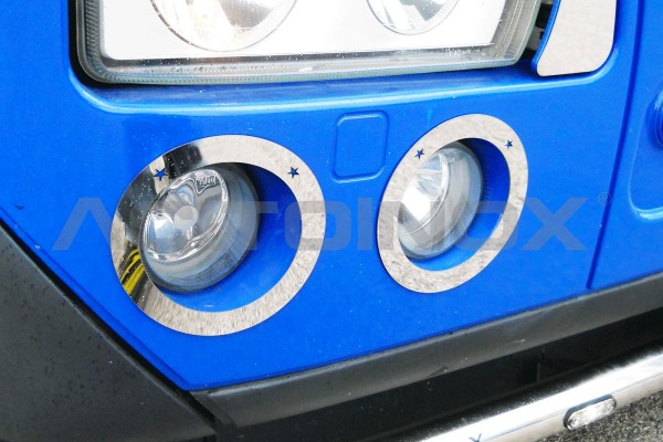 Headlight surround | Iveco Stralis