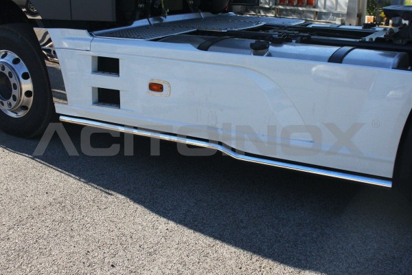 Side protection bar 60mm left side | DAF XF 106 euro 6