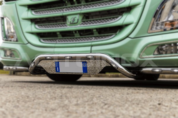 Central bumper bar with license plate holder 60 mm | DAF XF 106 Euro 6