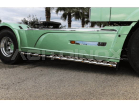 SKIRT SIDE BAR SPECIAL - RIGHT SIDE | DAF XF 106 Euro 6
