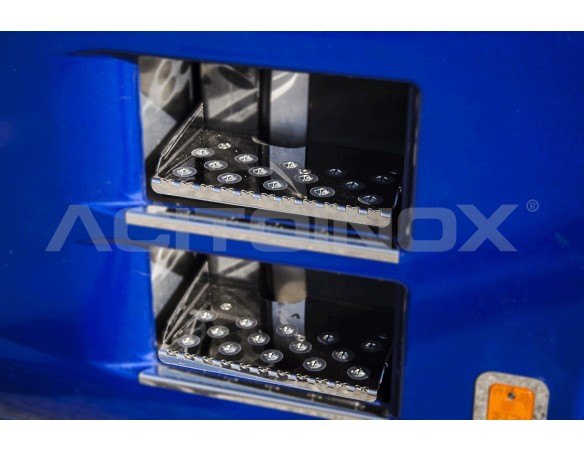 Skirt Steps Cover | IVECO Stralis Hi-Way