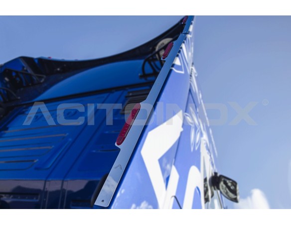 REAR SPOILER SURROUNDS | IVECO Stralis Hi-Way