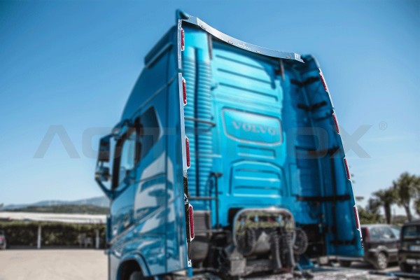 Hintere Spoilerumrandung Globetrotter XL Cab | Volvo FH4