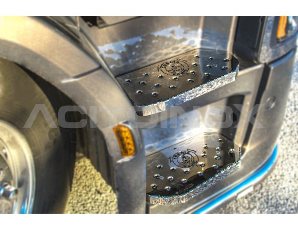 CABIN STEPS COVER | SCANIA S Series