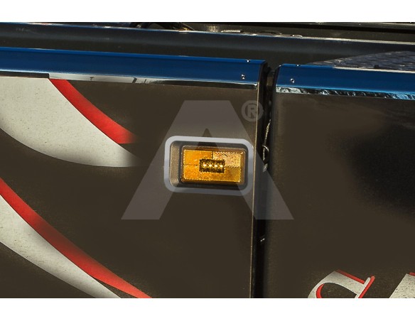 SIDE LIGHT COVER APPLICATIONS | SCANIA S Series